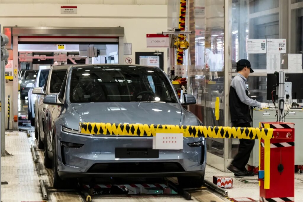 Tesla china EV